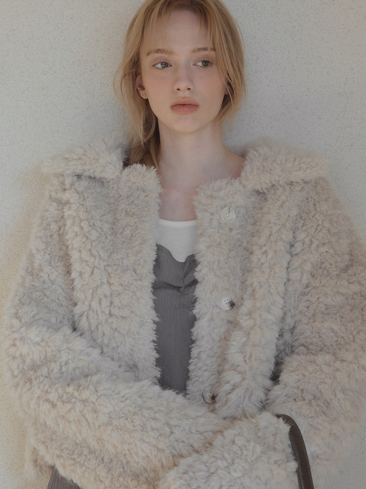 [TWEE] Buard Shearling Collar Fur Jacket