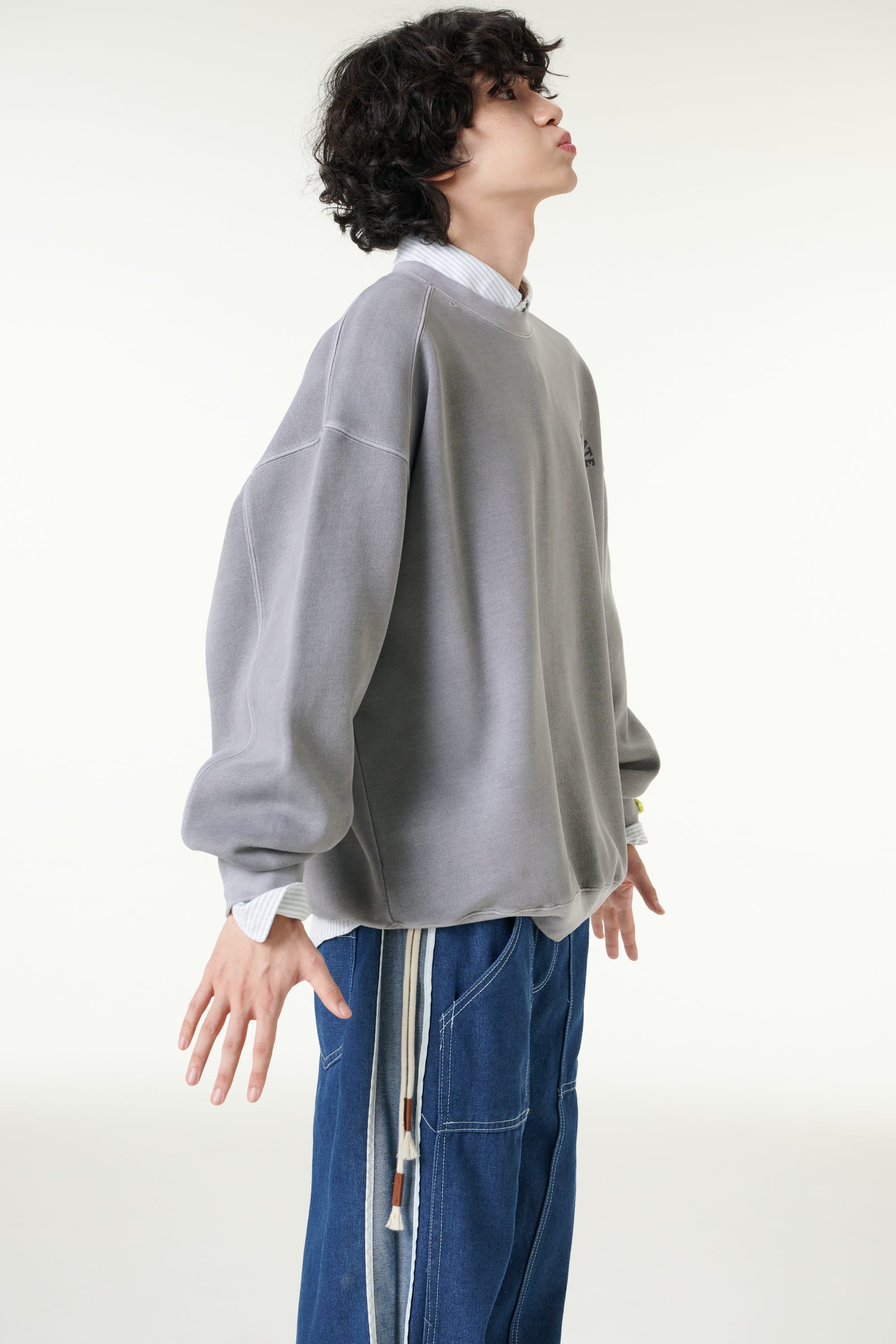 [CLOUD CAKE] Pigment Double-Layer Fabric Printed Sweatshirt