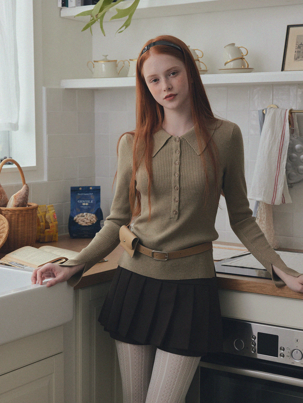[TWEE] Larkin collar neck button long-sleeved knit