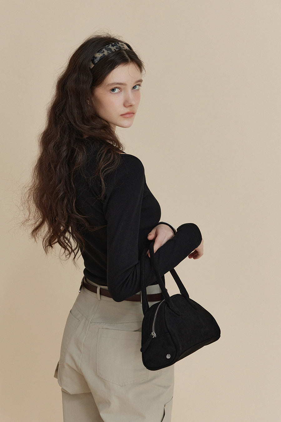 [TWEE]Stun Shoulder Cut-Off T-Shirt-4