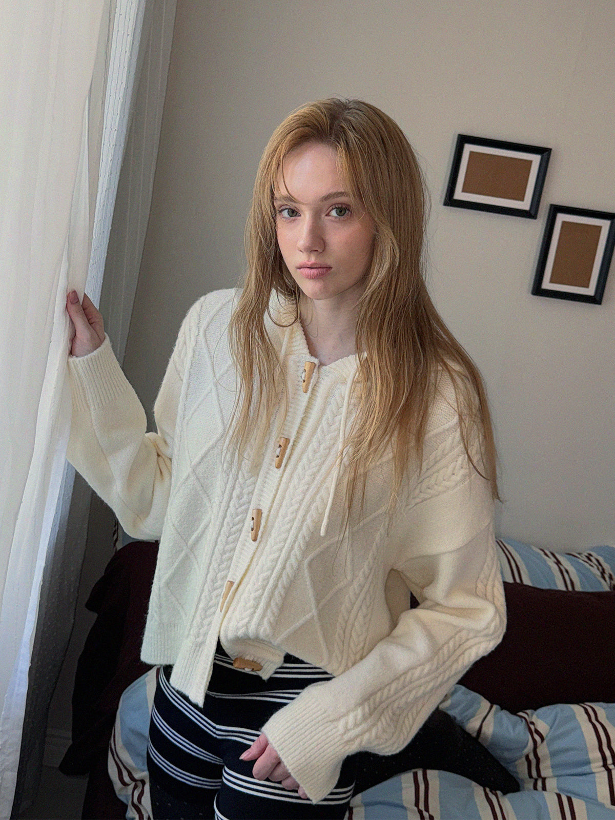 [TWEE] Nev Toggle Hood Knit Cardigan
